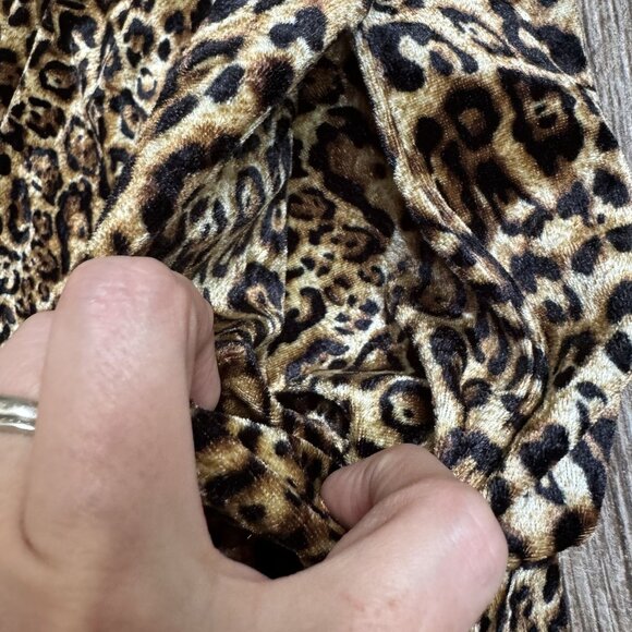 2/$18 SALE! Anthony Richards MuuMuu Womens M Leopard House Dress Robe Velour Vtg - Picture 9 of 10
